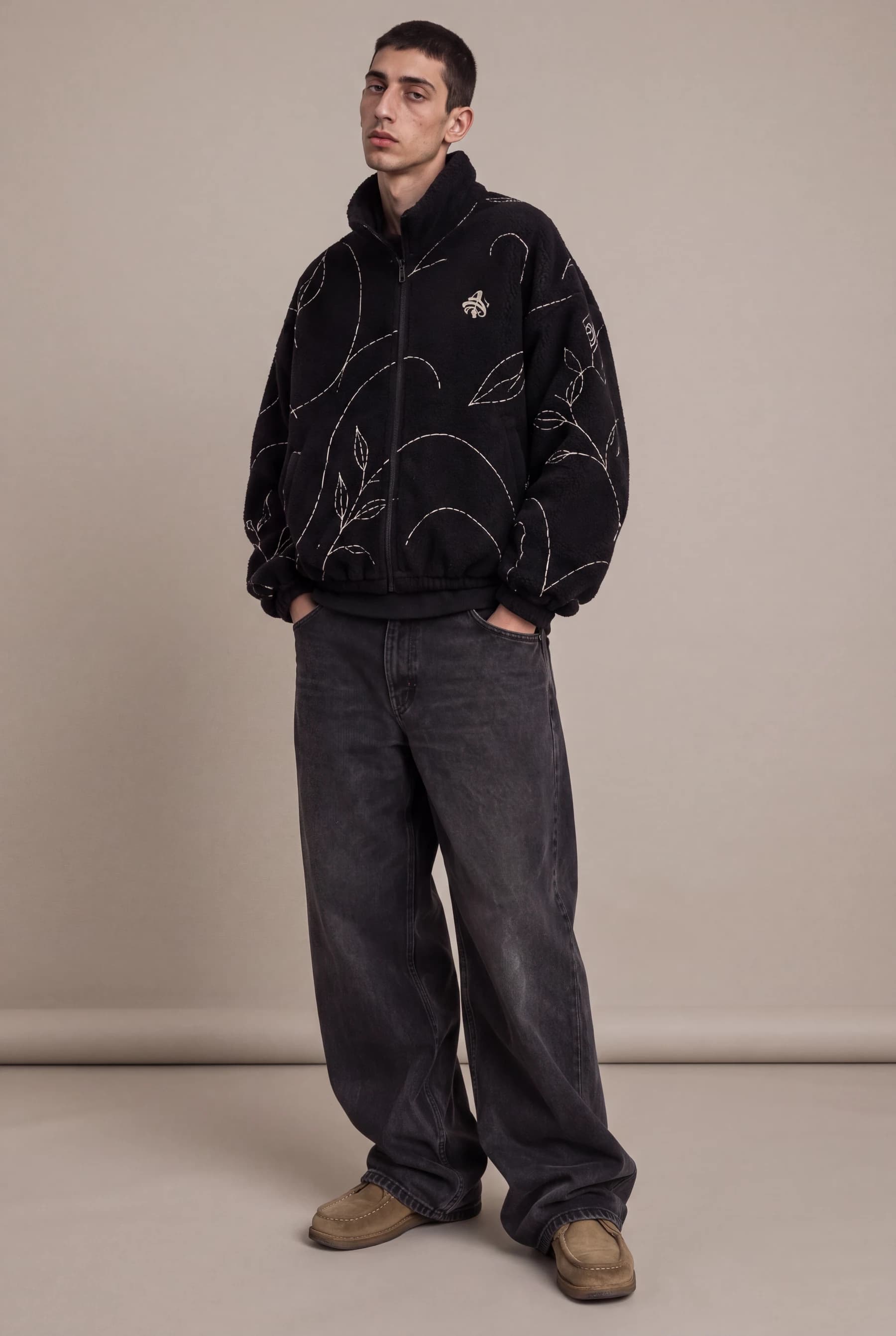 Line Fleece Jacket — Black / Ivory